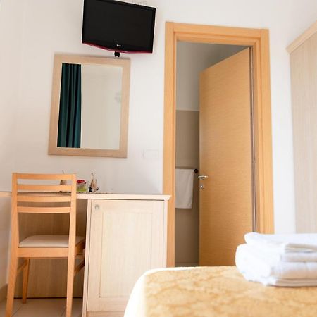 Hotel Capitano Tortoreto Esterno foto
