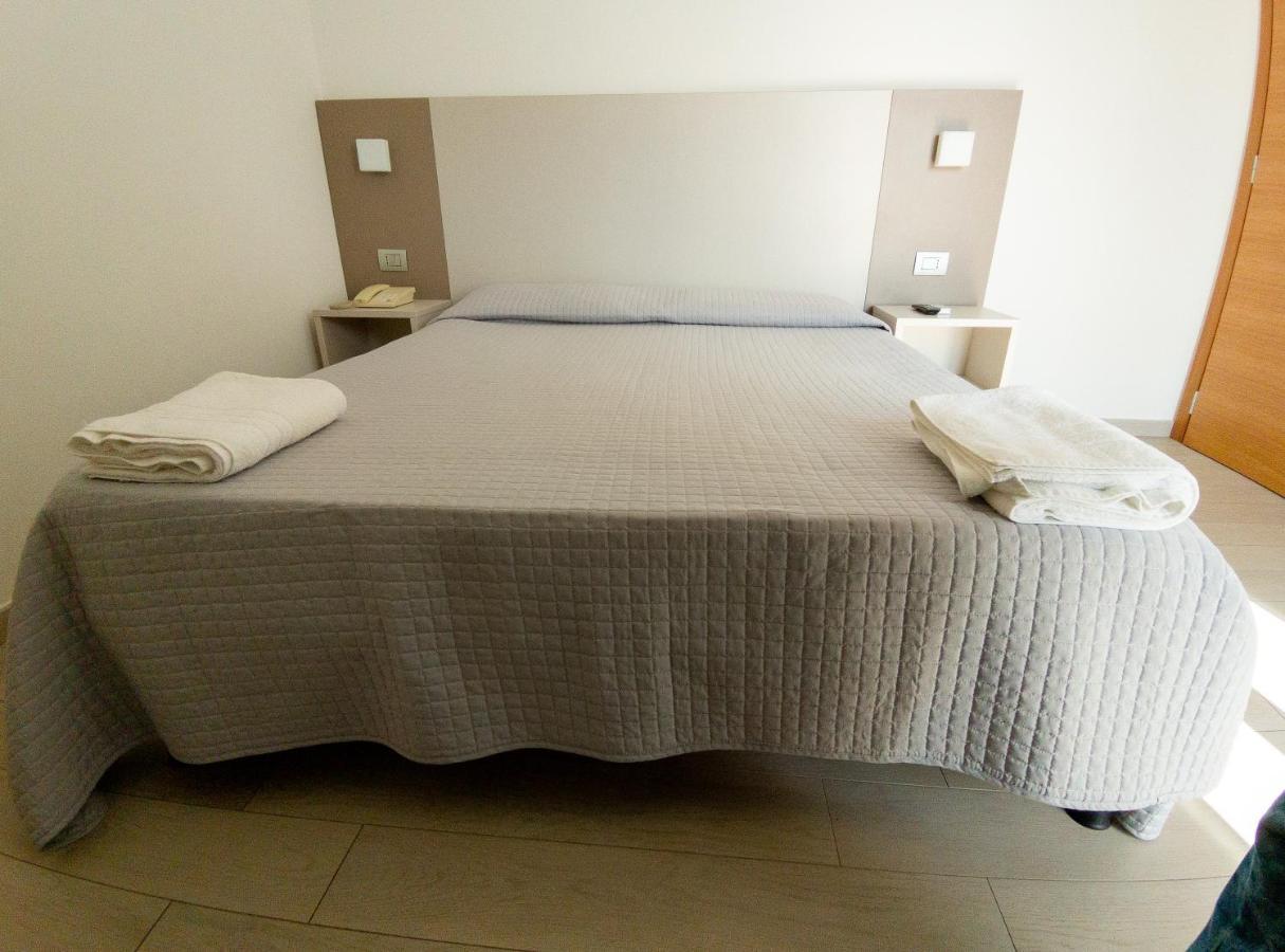 Hotel Capitano Tortoreto Esterno foto