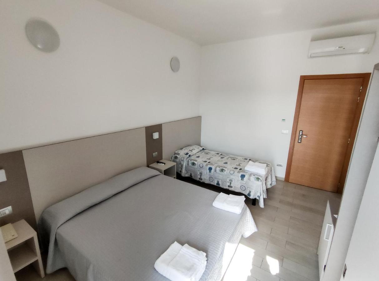 Hotel Capitano Tortoreto Esterno foto