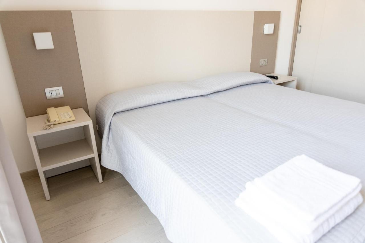Hotel Capitano Tortoreto Esterno foto