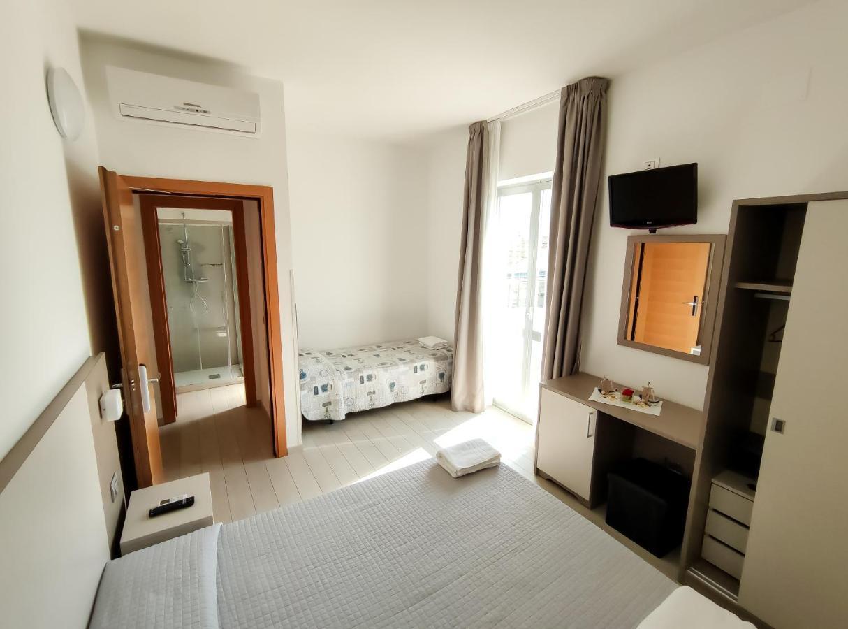 Hotel Capitano Tortoreto Esterno foto