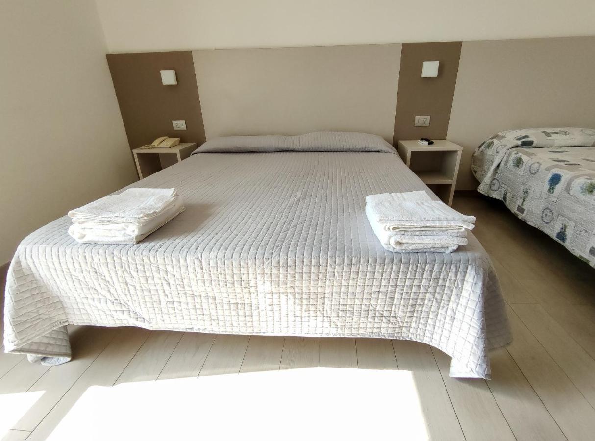 Hotel Capitano Tortoreto Esterno foto